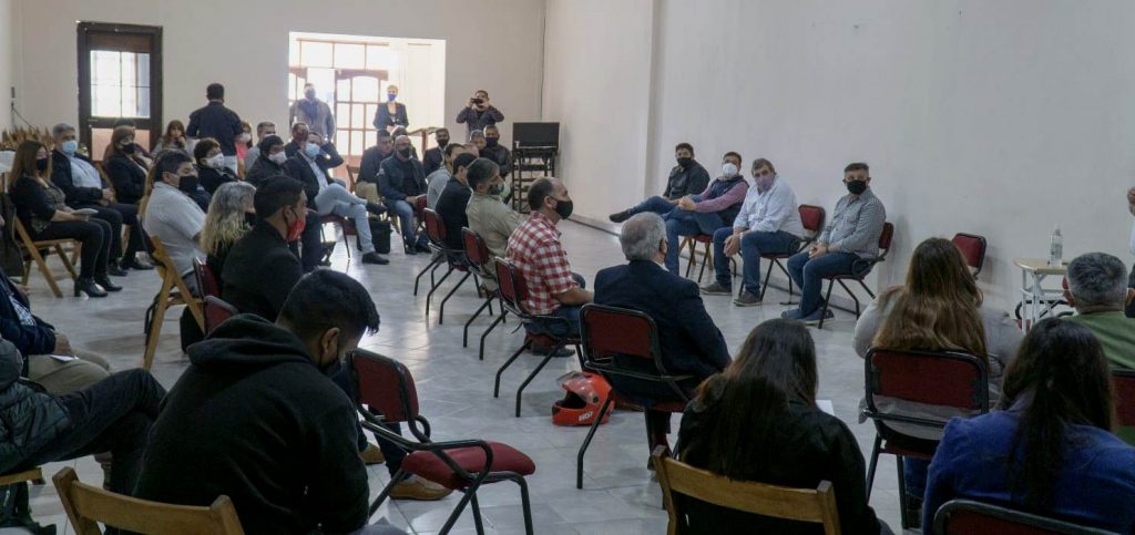 "En un sistema republicano el estado debe garantizar libertad e igualdad" CARIMPECHE REUNION CON IGLESIAS 1 1 1024x483